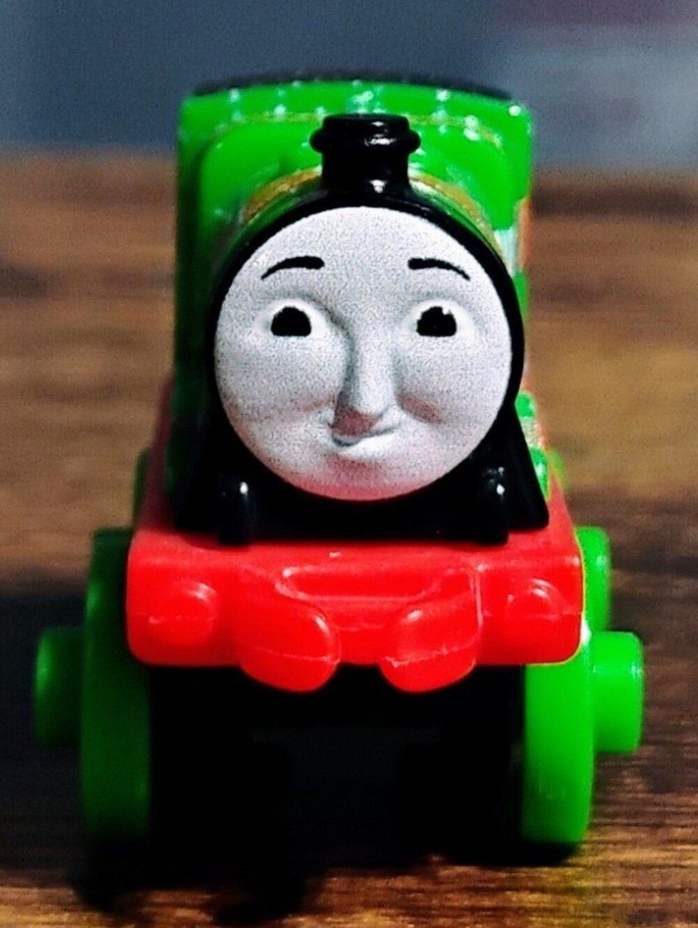 Thomas & Friends Minis: Advent Calendar Henry - Picture 2 of 7